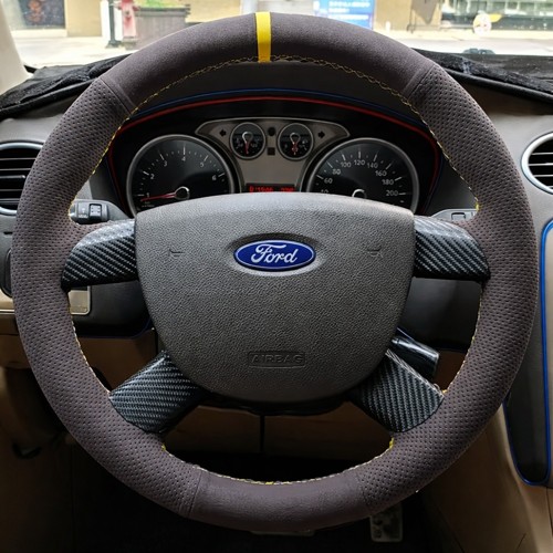 Δερμάτινη επένδυση τιμονιού για Ford Focus
