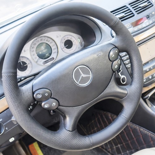 Δερμάτινη επένδυση τιμονιού για Mercedes E w211 facelift